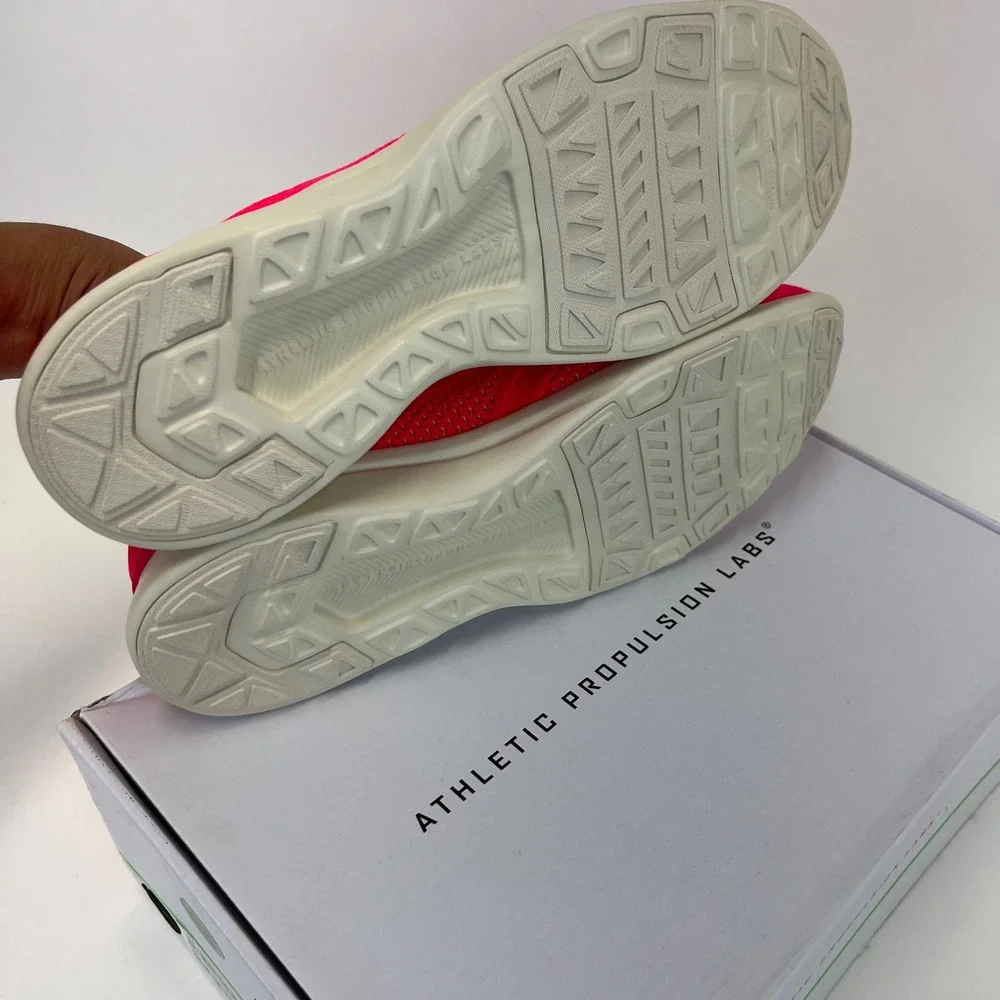 APL Techloom Tracer Running Shoes Lightweight Athletic Sneakers Magenta 9‎